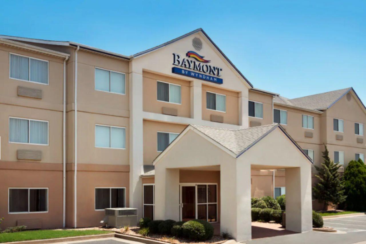 Baymont By Wyndham Tulsa Hotel Exterior foto