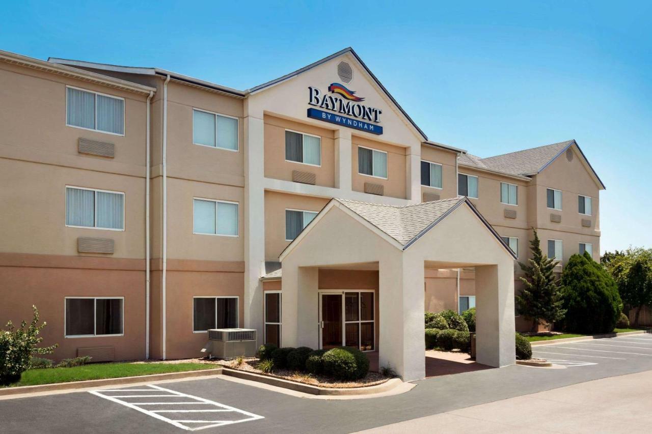 Baymont By Wyndham Tulsa Hotel Exterior foto