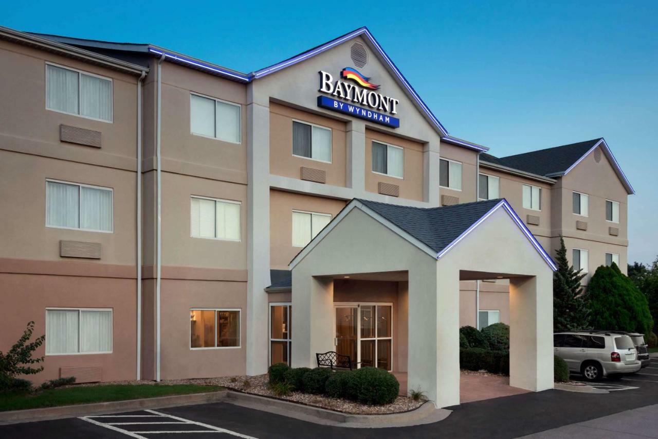 Baymont By Wyndham Tulsa Hotel Exterior foto